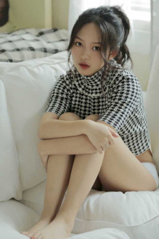 25岁的女高中生